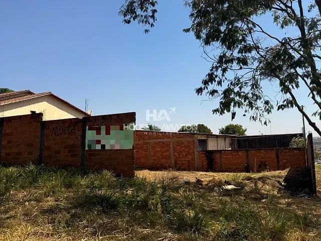 Terreno com 438m², à venda, no bairro Residencial Petrópolis em Goiânia