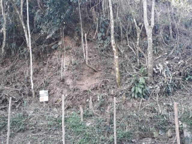 Terreno com 624m², à venda, no bairro Quitandinha em Petrópolis