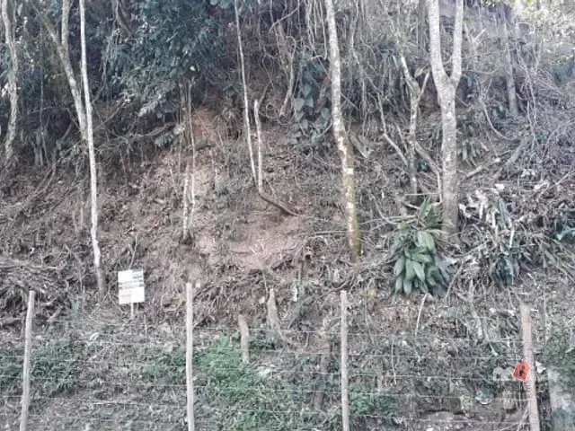 Terreno com 624m², à venda, no bairro Quitandinha em Petrópolis