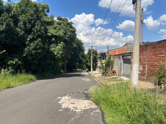 Terreno com 332m², à venda, no bairro Jardim Santa Rosa em Campinas