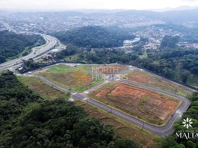 Terreno com 483m², à venda, no bairro Itinga em Joinville