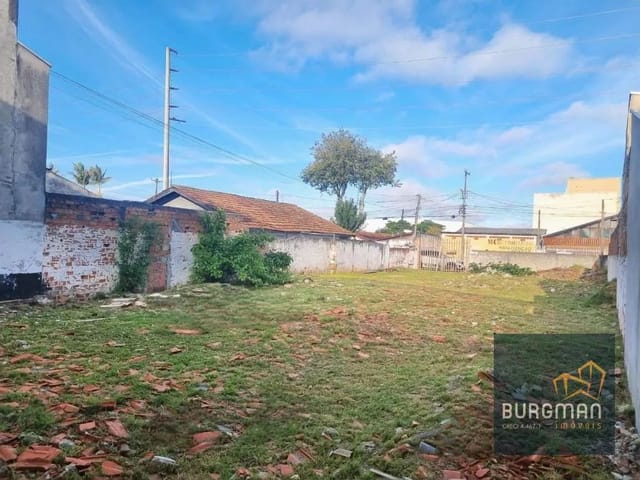 Terreno à venda, no bairro Maria Antonieta em Pinhais