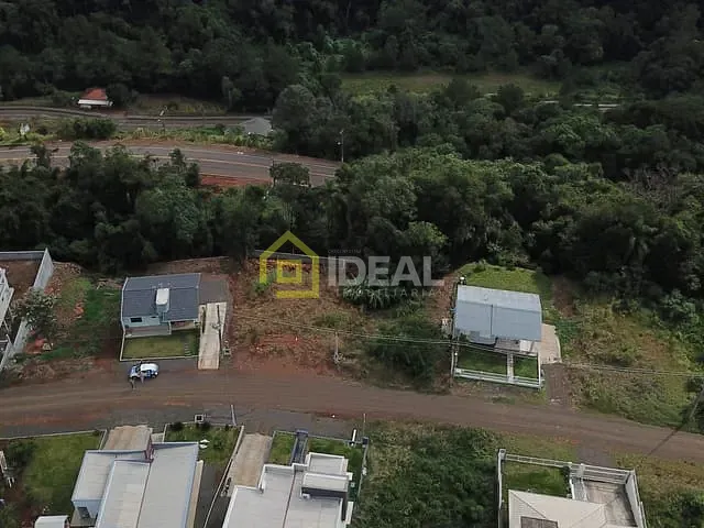 Terreno com 578m², à venda, no bairro Parque de Exposições em Concórdia