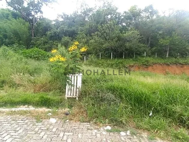 Terreno com 235m², à venda, no bairro Loteamento Vale das Hortênsias em Itajubá