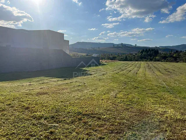 Terreno com 2850m², à venda, no bairro Residencial e Industrial Campo Alegre em Poços de Caldas
