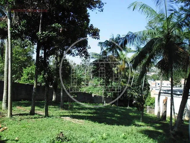 Terreno com 500m², à venda, no bairro Jardim Shangrilá (Zona Sul) em São Paulo