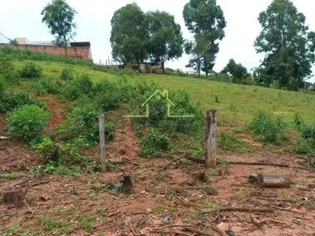 Terreno com 8000m², à venda, no bairro Planalto  em Guaxupé