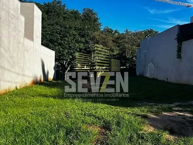 Terreno com 330m², à venda, no bairro Residencial Villaggio em Bauru