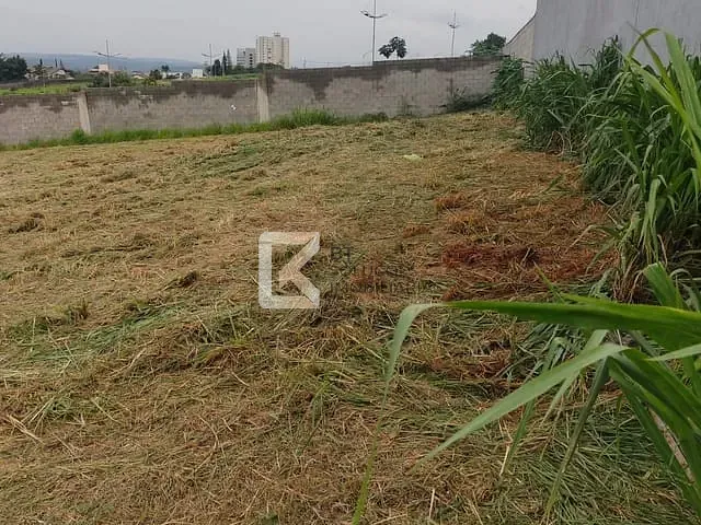 Terreno com 390m², à venda, no bairro Vila Homero em Indaiatuba