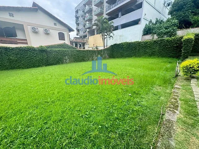 Terreno com 342m², à venda, no bairro Santa Rosa em Barra Mansa