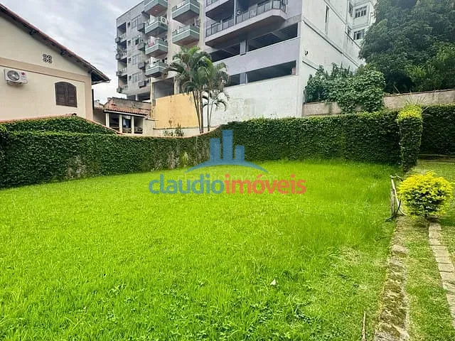Terreno com 342m², à venda, no bairro Santa Rosa em Barra Mansa