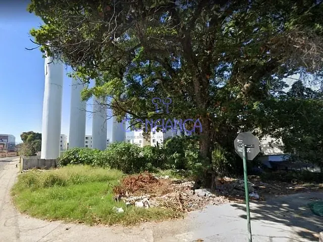 Terreno com 630m², à venda, no bairro Santa Cruz em Rio de Janeiro