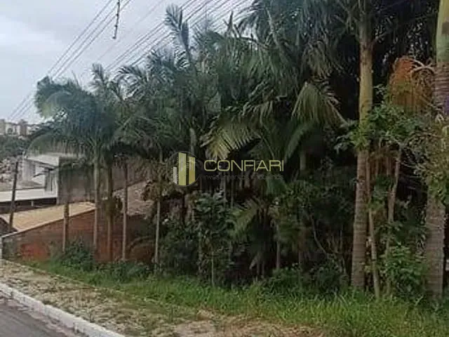 Terreno com 276m², à venda, no bairro Alto São Bento em Itapema