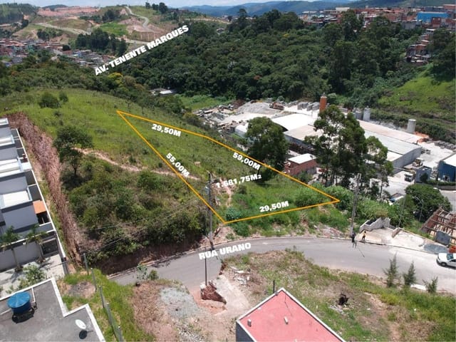 Terreno com 1681m², à venda, no bairro Chácara do Solar II (Fazendinha) em Santana de Parnaíba