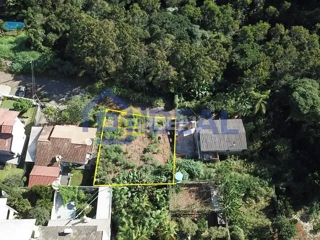 Terreno com 360m², à venda, no bairro Industriários em Concórdia
