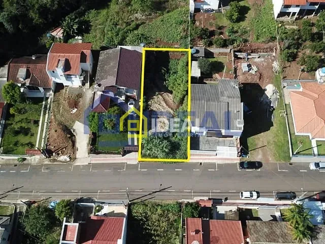 Terreno com 360m², à venda, no bairro Industriários em Concórdia
