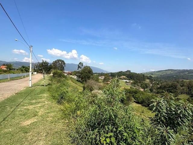 Terreno com 2073m², à venda, no bairro São Brás em Extrema