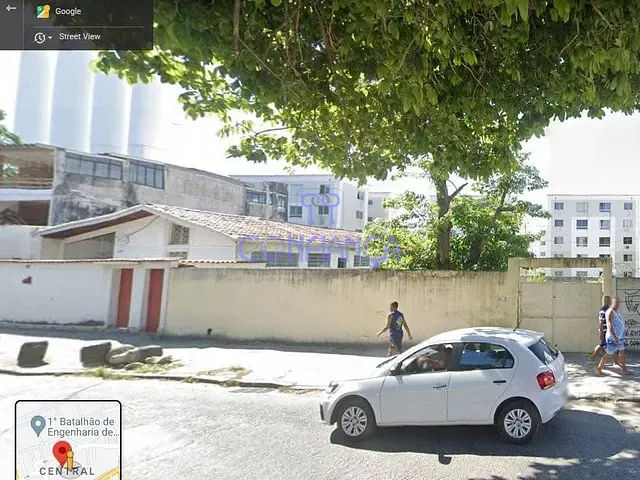 Terreno com 375m², à venda, no bairro Santa Cruz em Rio de Janeiro