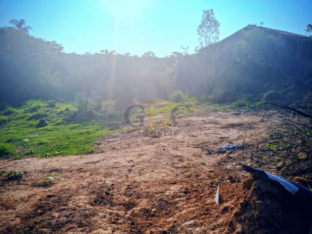 Terreno com 2003m², à venda, no bairro Portal de Pirapora em Salto de Pirapora