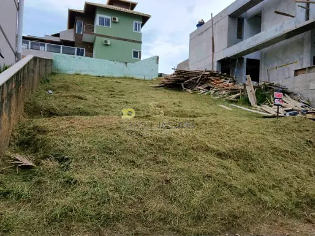 Terreno com 360m², à venda, no bairro Pedra Branca em Palhoça