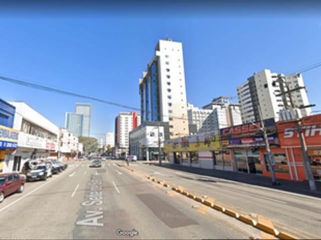 Terreno com 2520m², à venda, no bairro Centro em Curitiba