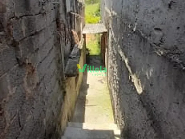 Terreno com 300m², à venda, no bairro Jardim América em Itaquaquecetuba