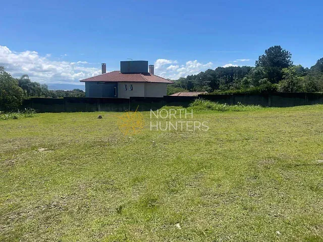 Terreno com 1477m², à venda, no bairro Cacupé em Florianópolis