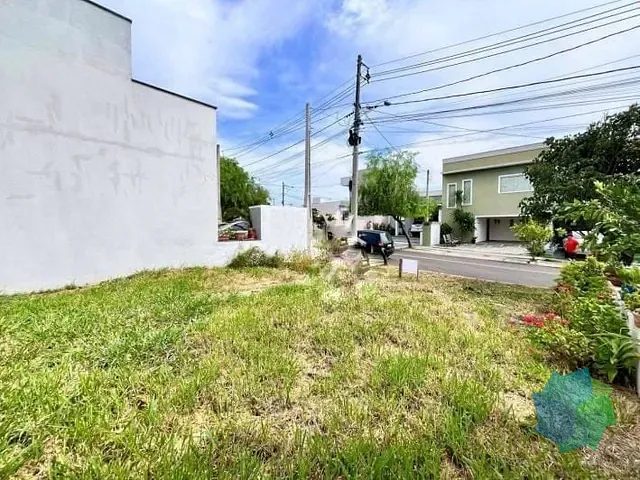 Terreno com 175m², à venda, no bairro Loteamento Terras de São Pedro e São Paulo em Salto