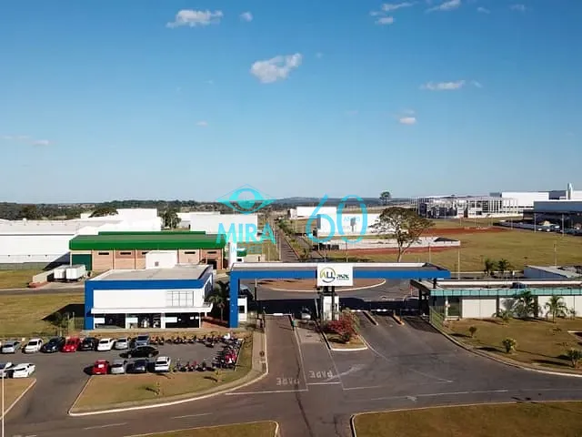 Terreno com 2490m², à venda, no bairro Real Grandeza em Aparecida de Goiânia