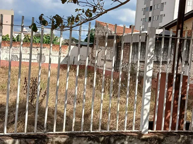 Terreno com 600m², à venda, no bairro Jardim América em Londrina