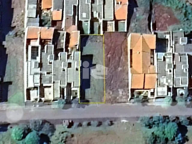 Terreno com 372m², à venda, no bairro Jardim Caviúna em Rolândia
