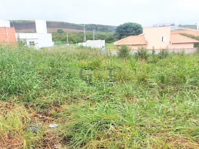 Terreno com 250m², à venda, no bairro Jardim San Rafael em Salto de Pirapora