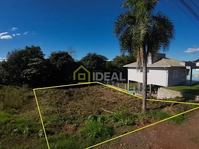 Terreno com 450m², à venda, no bairro Parque de Exposições em Concórdia