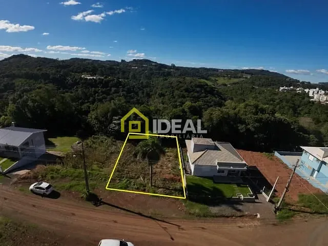 Terreno com 450m², à venda, no bairro Parque de Exposições em Concórdia
