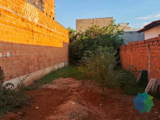 Terreno com 171m², à venda, no bairro Residencial Parque Laguna em Salto