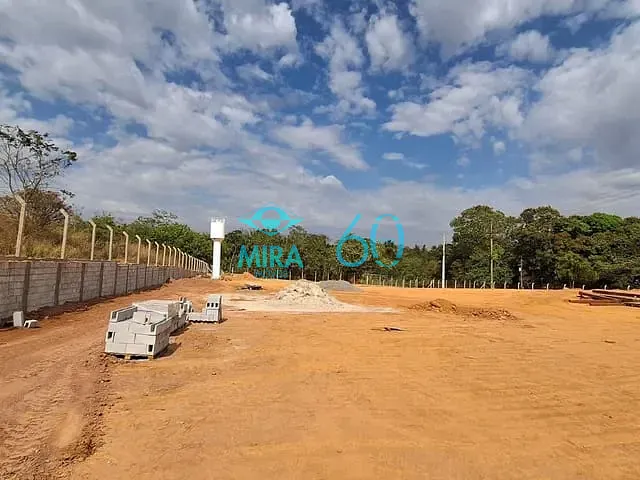 Terreno com 8460m², à venda, no bairro Estância Vargem Bonita em Senador Canedo