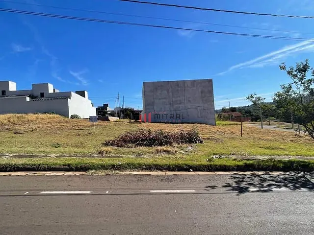 Terreno com 575m², à venda, no bairro Olímpico em Londrina