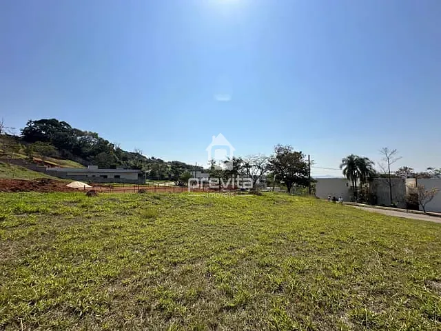 Terreno com 1125m², à venda, no bairro Chácara São Félix em Taubaté