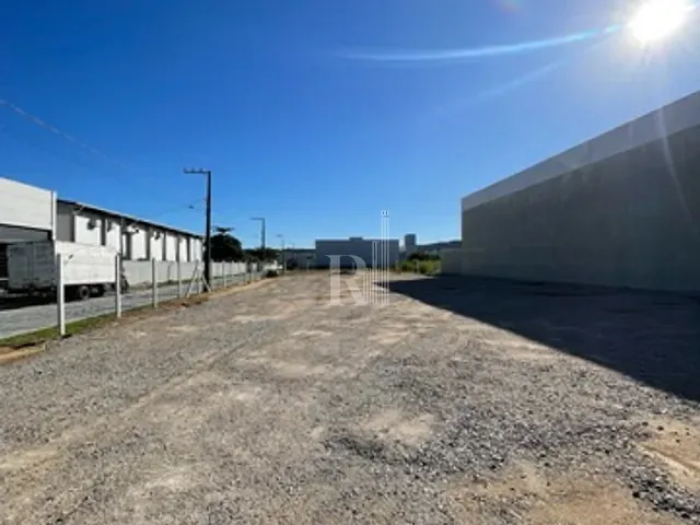 Terreno com 1236m², para alugar, no bairro Praça em Tijucas