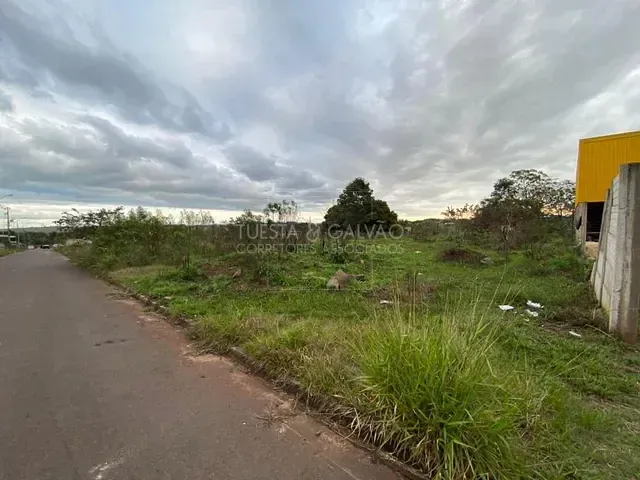 Terreno com 720m², à venda, no bairro Vila dos Técnicos em Guaíra