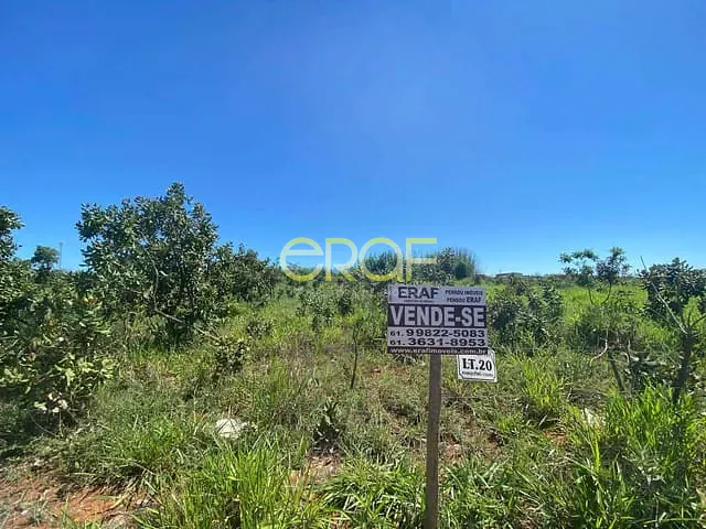 Terreno com 360m², à venda, no bairro Parque da Colina II em Formosa