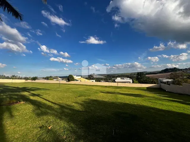 Terreno com 2500m², à venda, no bairro Condomínio Costa do Sol em Rolândia