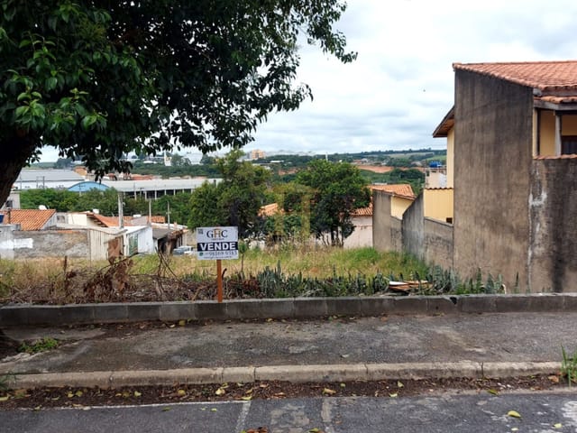 Terreno com 310m², à venda, no bairro Jardim Bela Vista em Salto de Pirapora