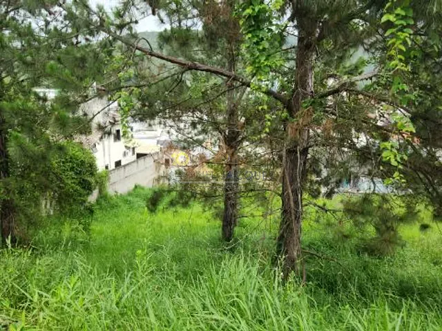 Terreno com 637m², à venda, no bairro Pedra Branca em Palhoça