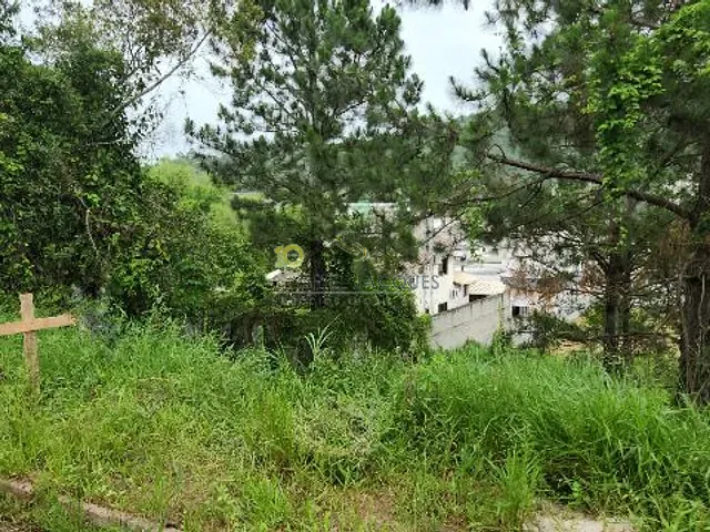 Terreno com 637m², à venda, no bairro Pedra Branca em Palhoça
