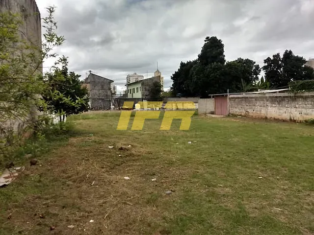 Terreno com 1492m², à venda, no bairro Estiva em Taubaté