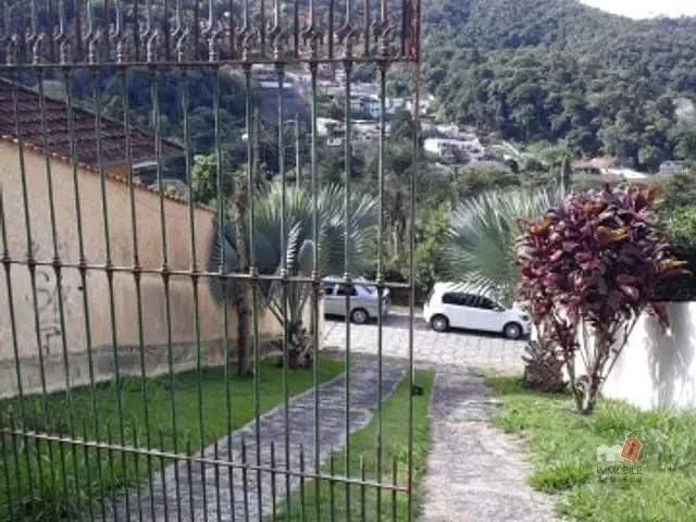 Terreno com 3947m², à venda, no bairro Retiro em Petrópolis