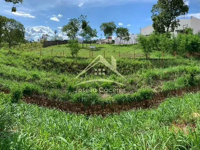 Terreno à venda, no bairro Alvorada em Cuiabá