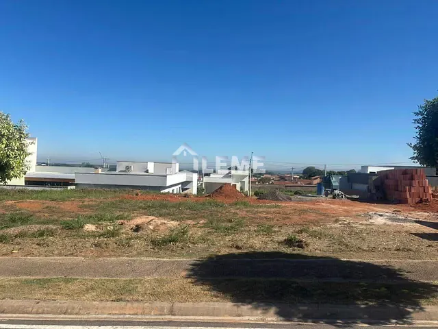 Terreno com 180m², à venda, no bairro Vila Lambari em Mococa