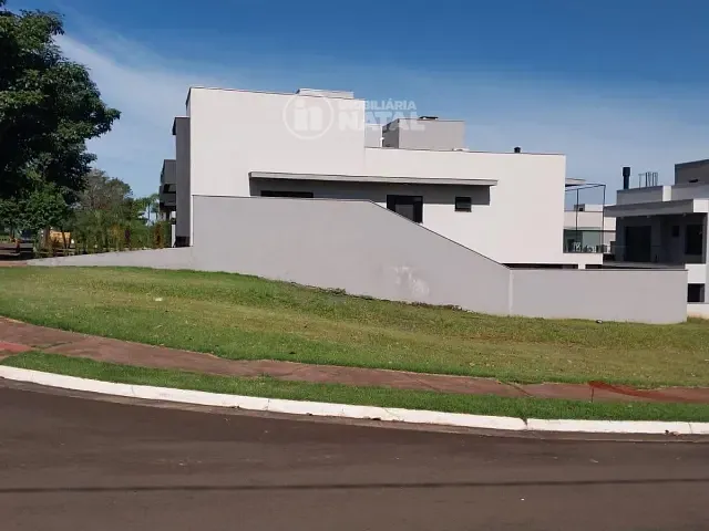 Terreno com 343m², à venda, no bairro Conjunto Habitacional Alexandre Urbanas em Londrina